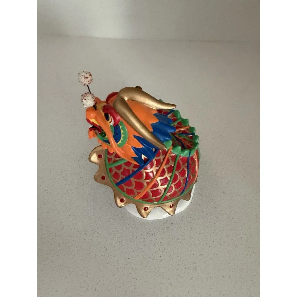 Vtg Dept 56 Snow Village Dragon Parade Chinese New Year Chinatown w/ Box -NICE!